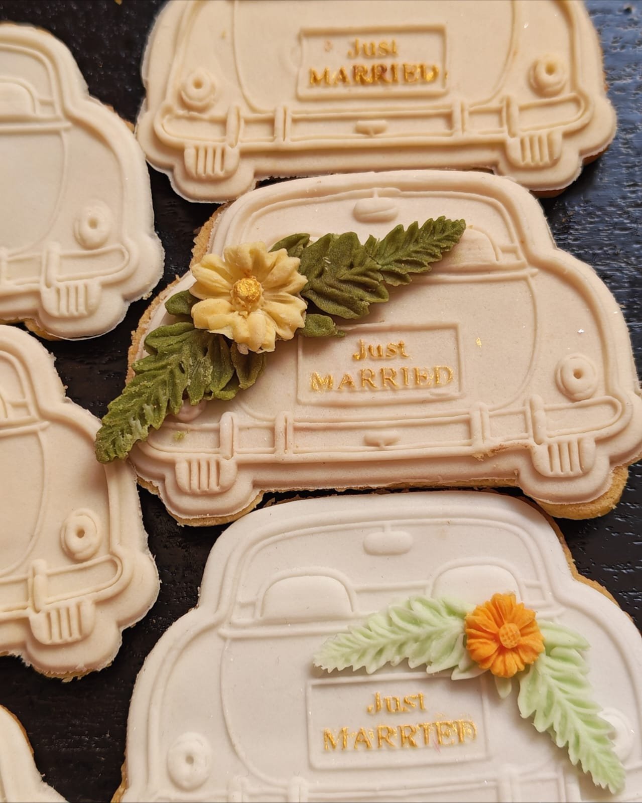 Wedding car cookie cutter and stamp - Image 3
